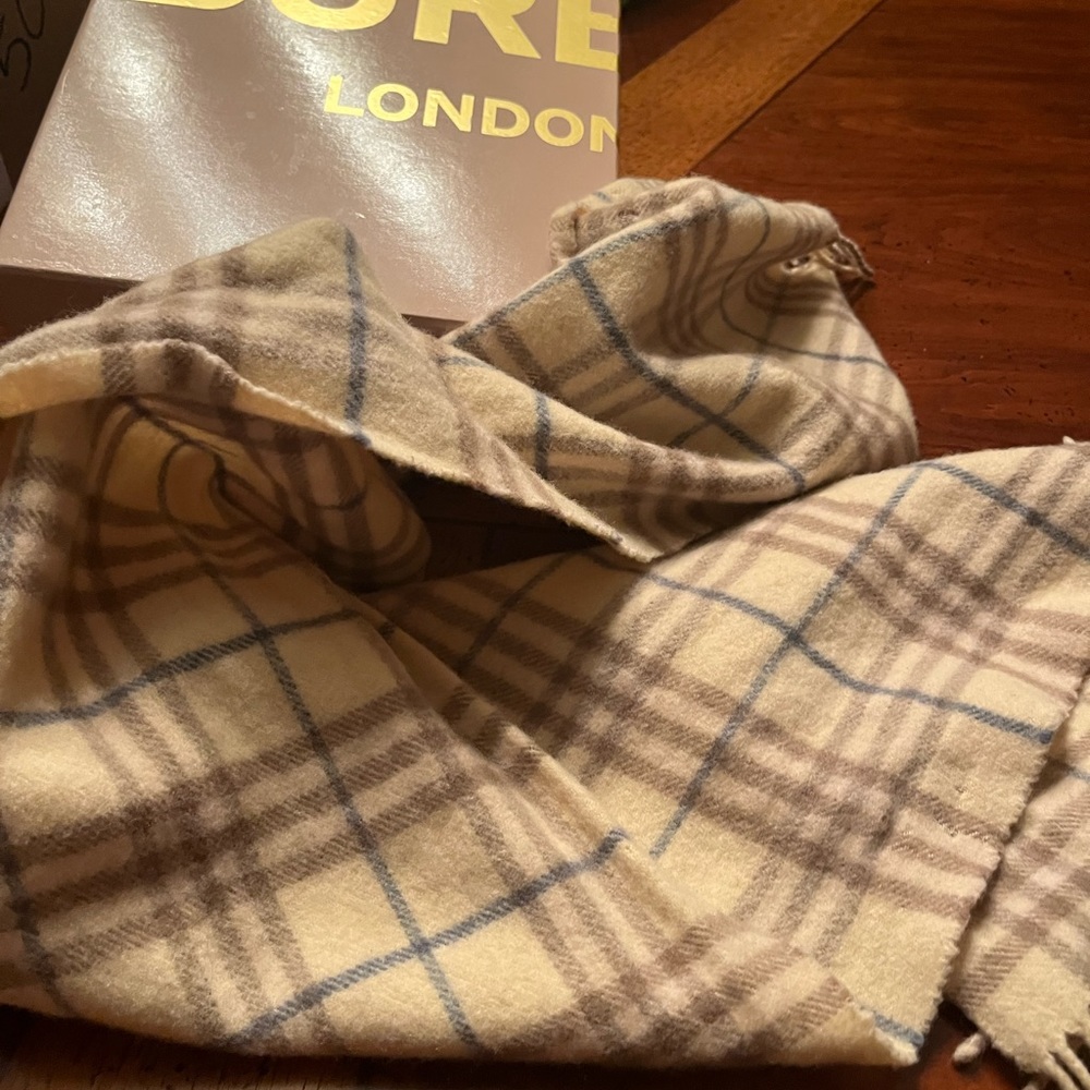 Burberry scarf